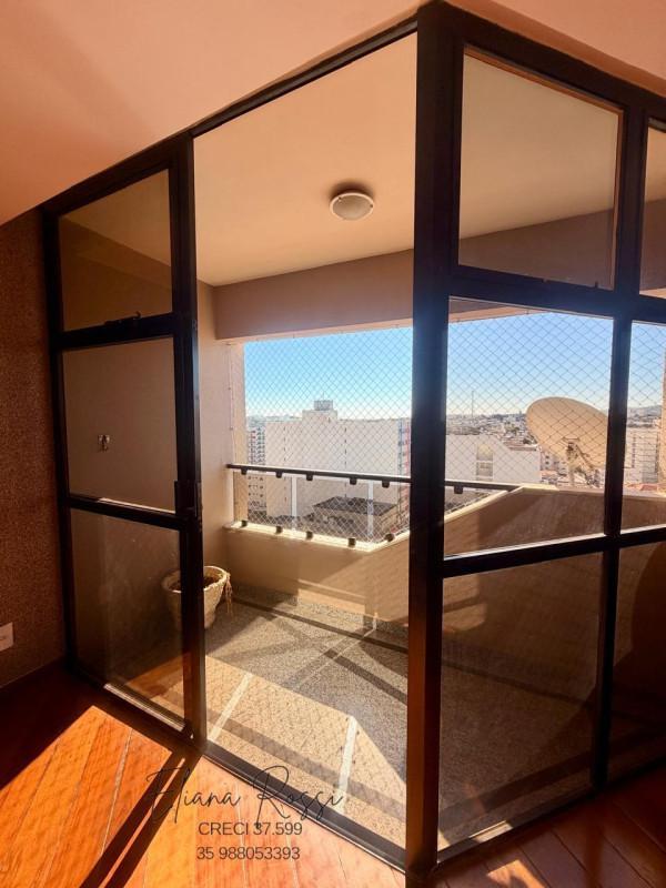 Apartamento, Centro, 4 Quartos, 2 Vagas, 1 Suíte
