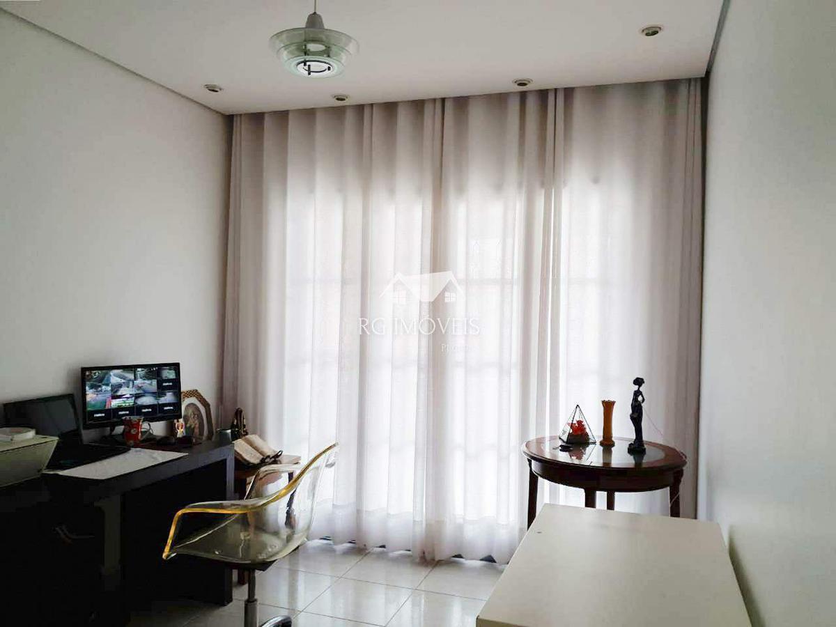 Casa, Milionários, 4 Quartos, 11 Vagas, 1 Suíte