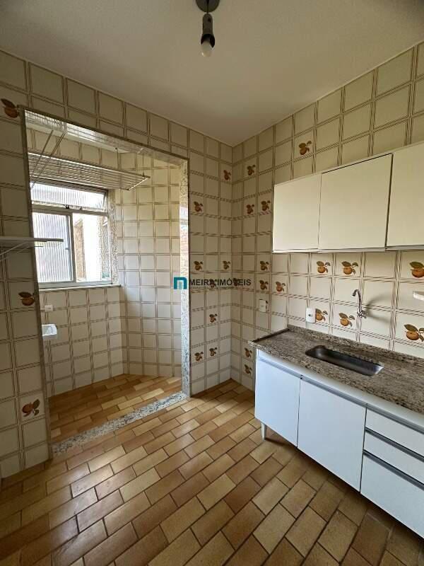 Apartamento, Floresta, 2 Quartos, 1 Vaga