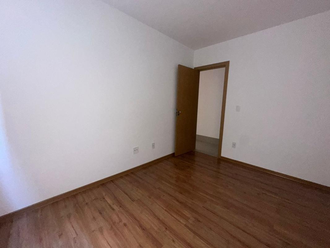Apartamento, Esplanada, 4 Quartos, 2 Vagas, 1 Suíte