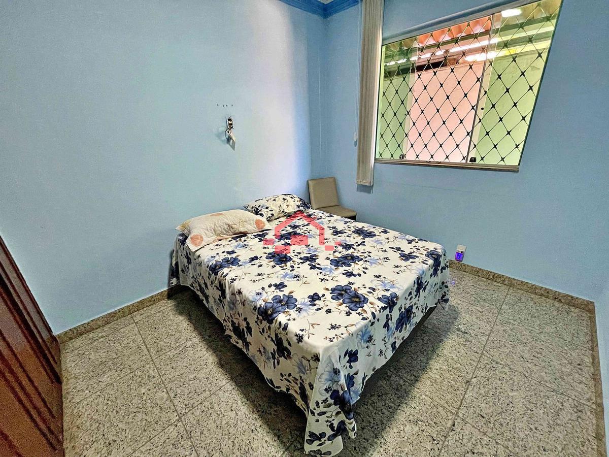 Casa, Dom Bosco, 5 Quartos, 2 Vagas, 2 Suítes
