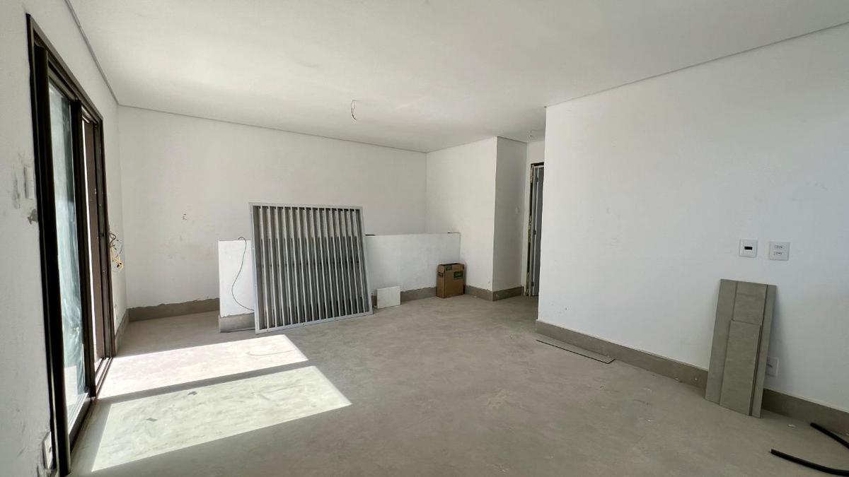 Cobertura, Funcionários, 3 Quartos, 2 Vagas, 1 Suíte