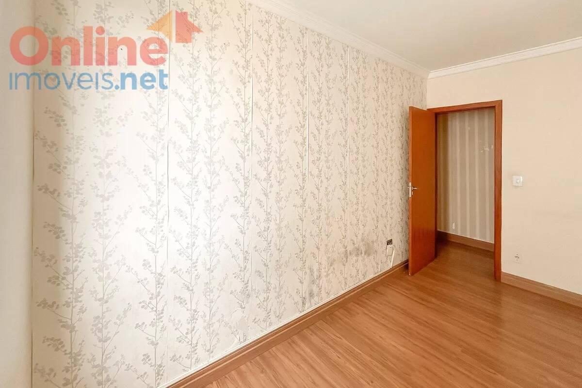 Apartamento, Castelo, 2 Quartos, 0 Vaga, 1 Suíte