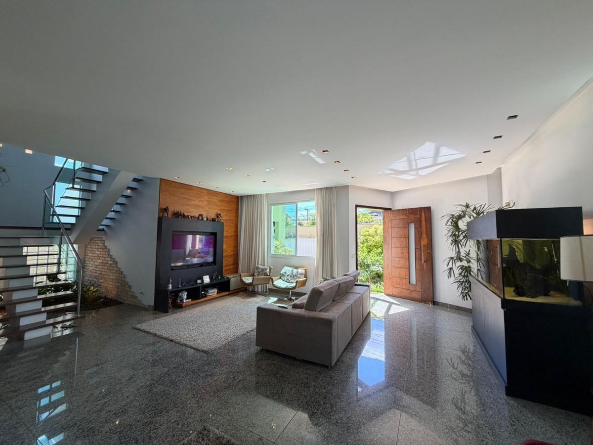 Casa, Jardim Riacho das Pedras, 3 Quartos, 4 Vagas, 1 Suíte