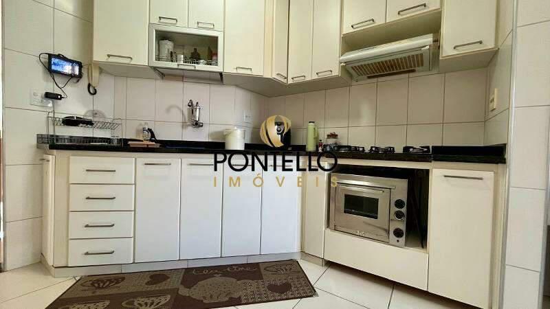 Apartamento, Sagrada Família, 3 Quartos, 2 Vagas, 1 Suíte