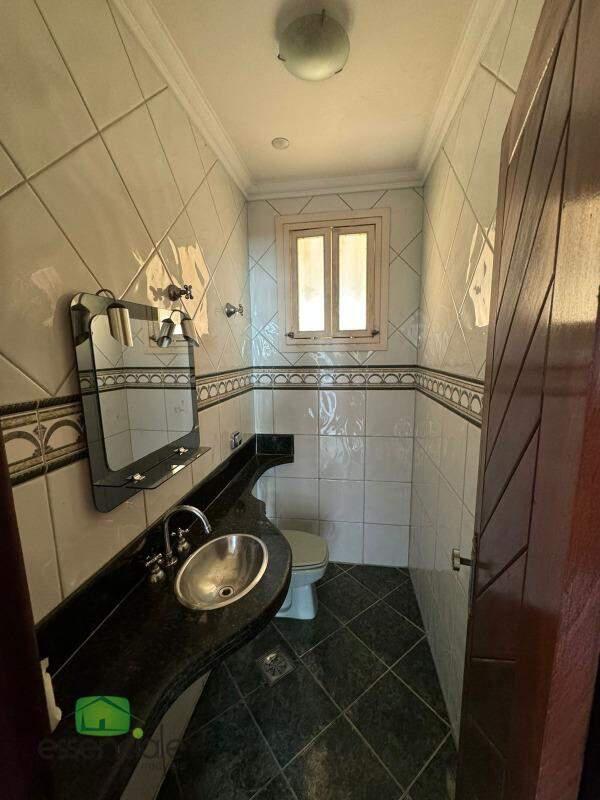 Casa, Três Barras, 4 Quartos, 7 Vagas, 1 Suíte