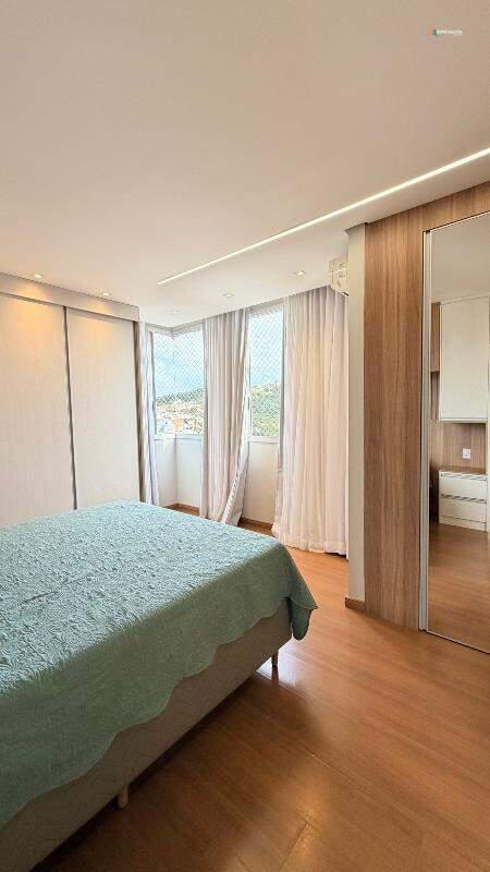 Casa, Monte Carlo, 3 Quartos, 2 Vagas, 1 Suíte