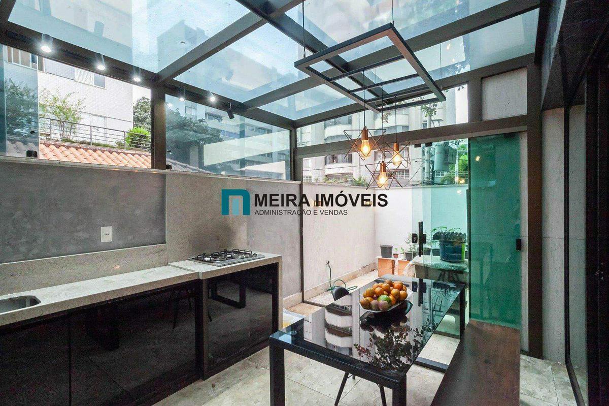 Apartamento, Funcionários, 2 Quartos, 2 Vagas, 2 Suítes