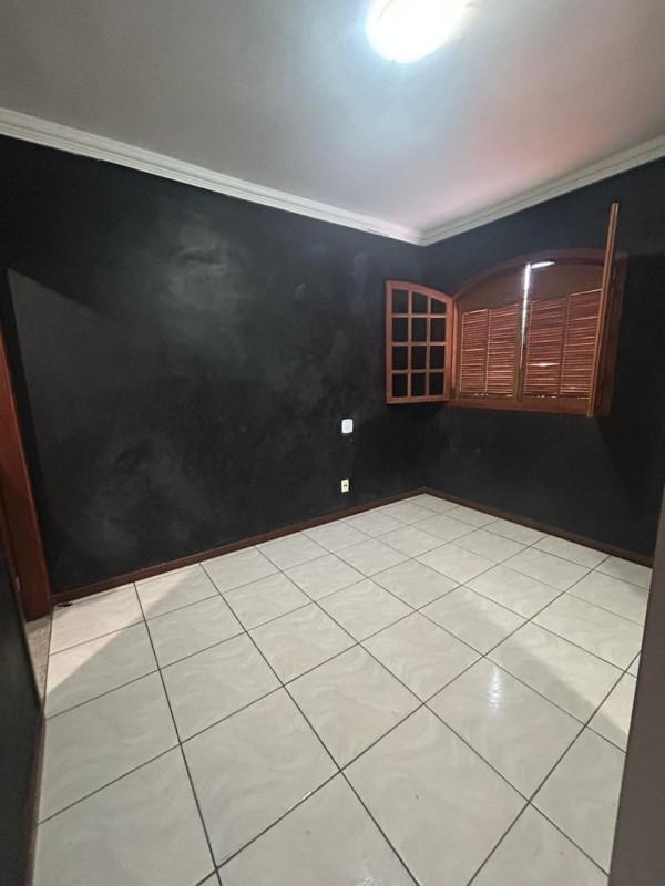 Casa, Nações Unidas, 5 Quartos, 0 Vaga, 4 Suítes