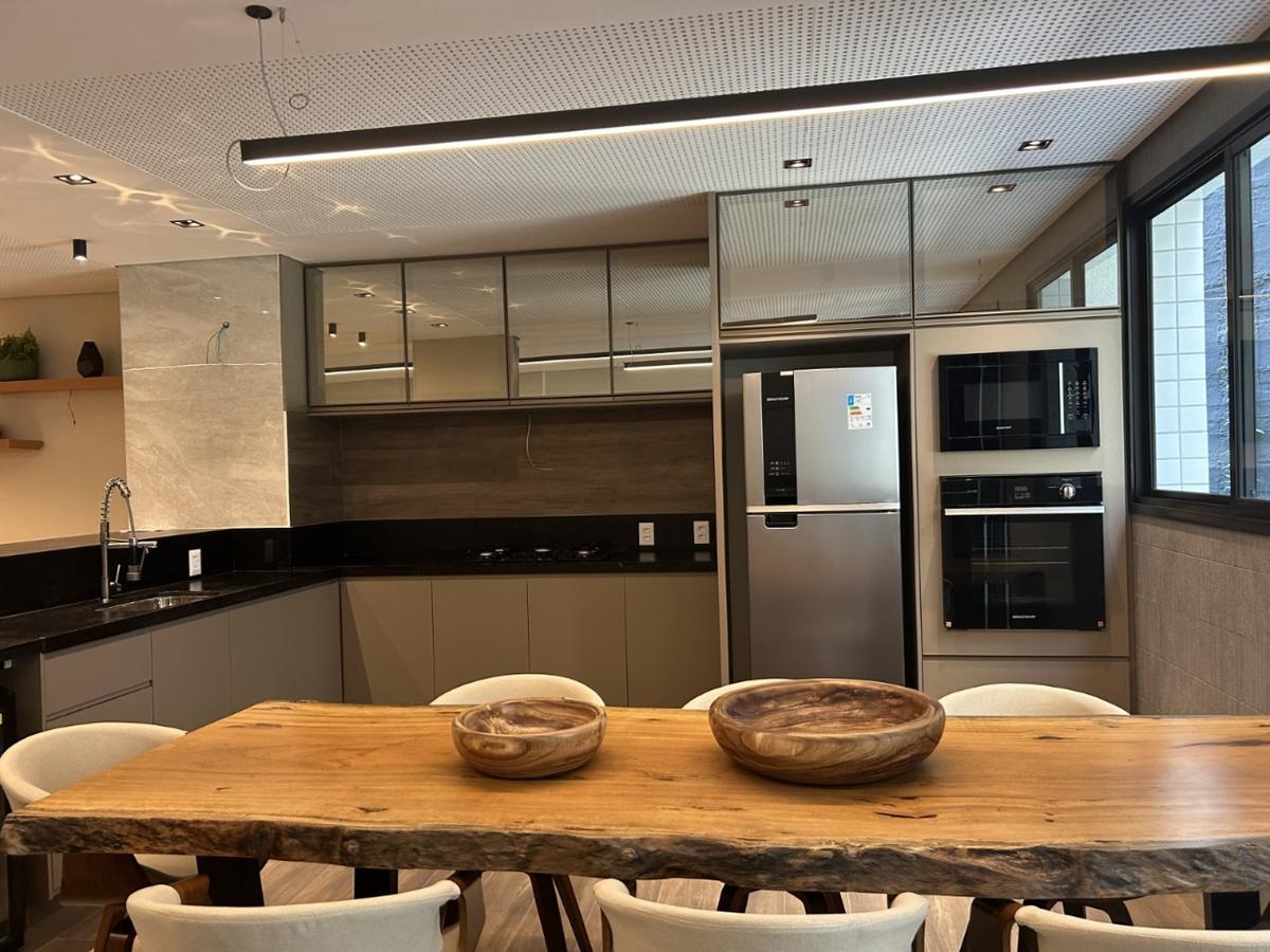 Apartamento, Santa Lúcia, 4 Quartos, 5 Vagas, 4 Suítes