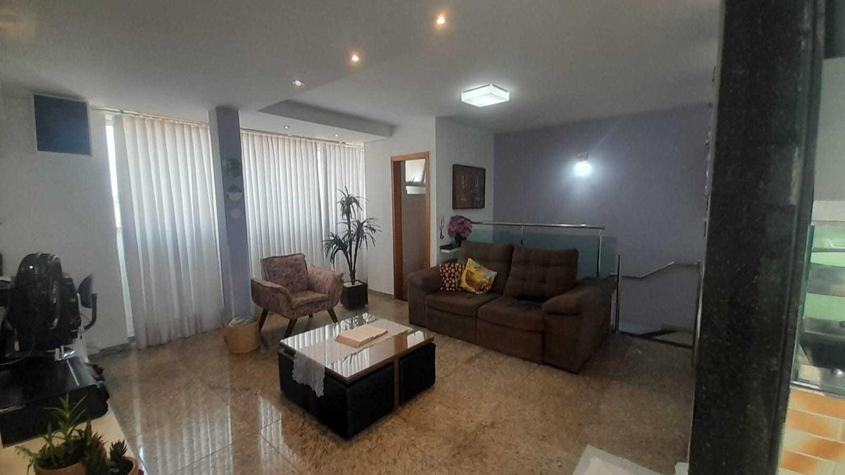 Cobertura, União, 3 Quartos, 2 Vagas, 1 Suíte