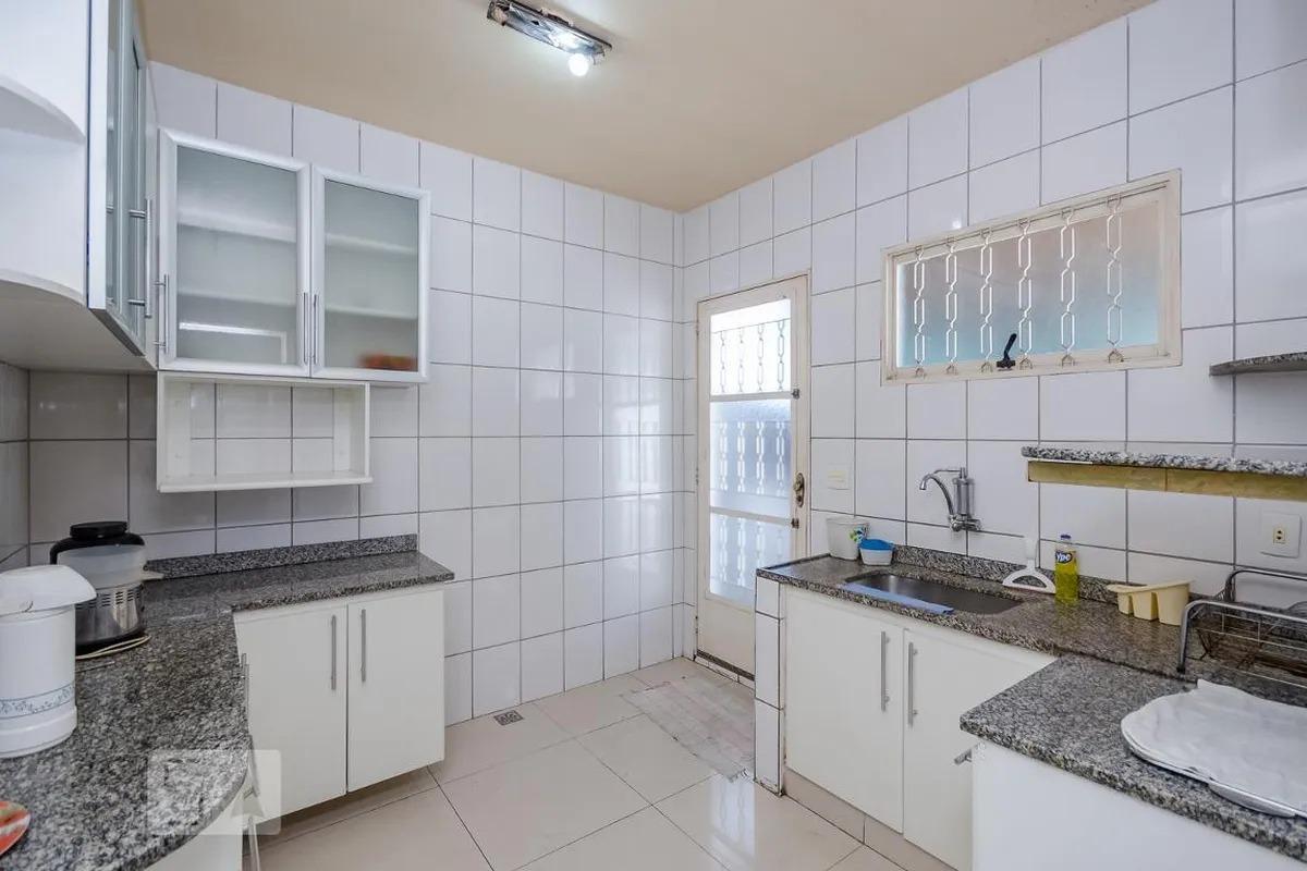 Casa, Havaí, 3 Quartos, 3 Vagas, 1 Suíte