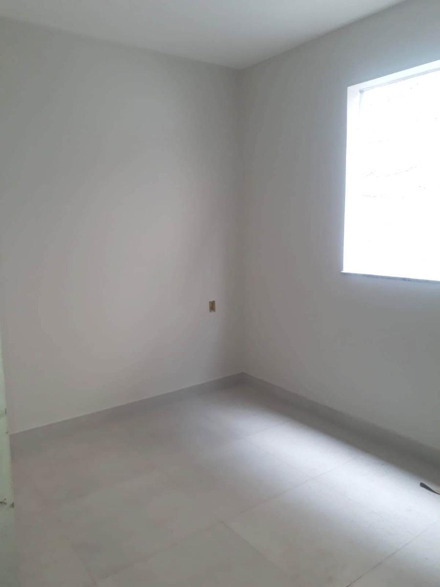 Casa, Planalto, 2 Quartos, 1 Vaga, 1 Suíte