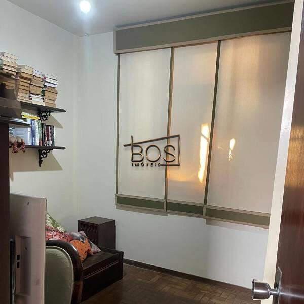 Casa, Cidade Nova, 4 Quartos, 2 Vagas, 1 Suíte