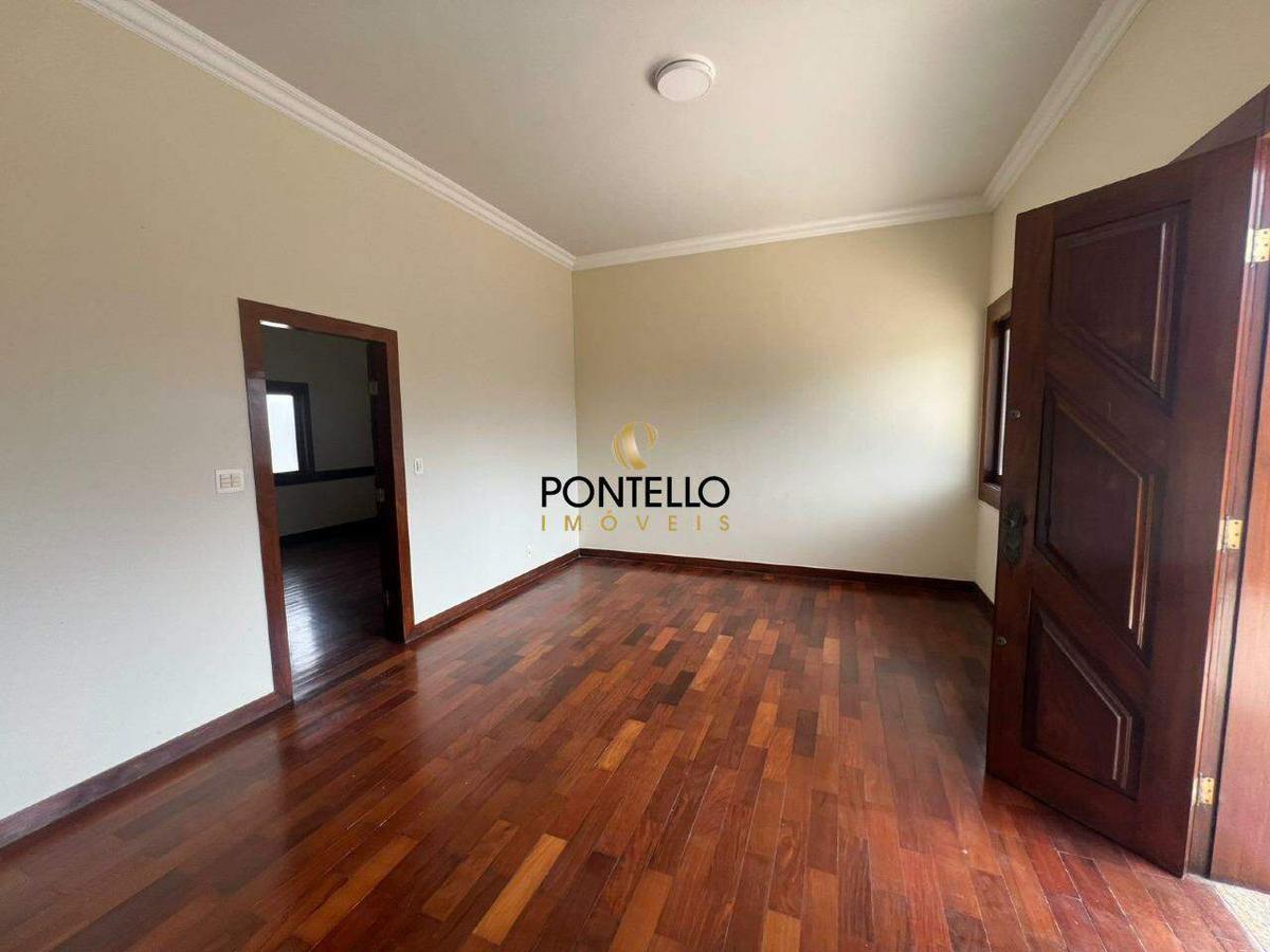 Casa, Jardim Arizona, 4 Quartos, 3 Vagas, 1 Suíte