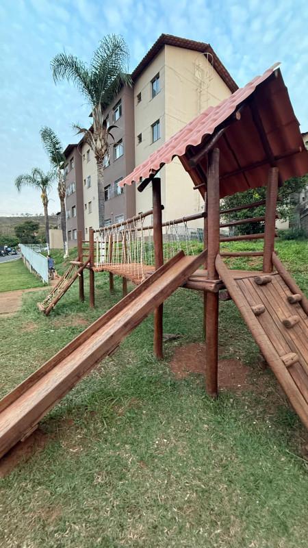 Apartamento, Solar do Barreiro, 2 Quartos, 1 Vaga