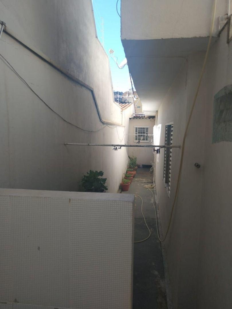 Casa, Santa Maria, 4 Quartos, 2 Vagas, 3 Suítes