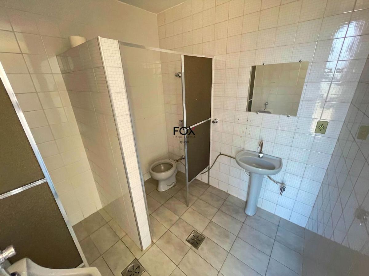 Andar, Estoril, 0 Quarto, 2 Vagas