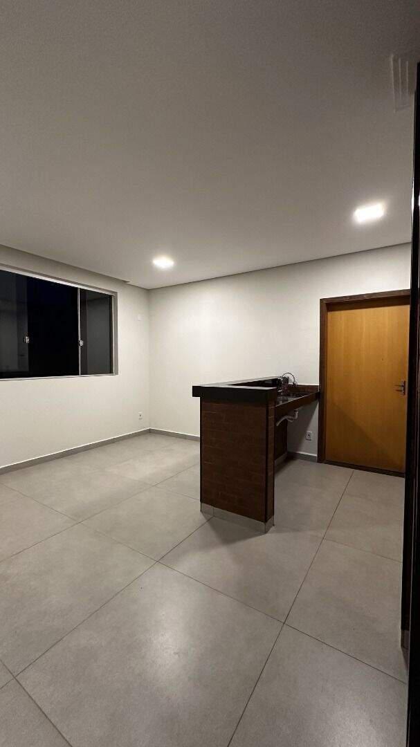 Casa, Novo Centro, 3 Quartos, 2 Vagas, 1 Suíte