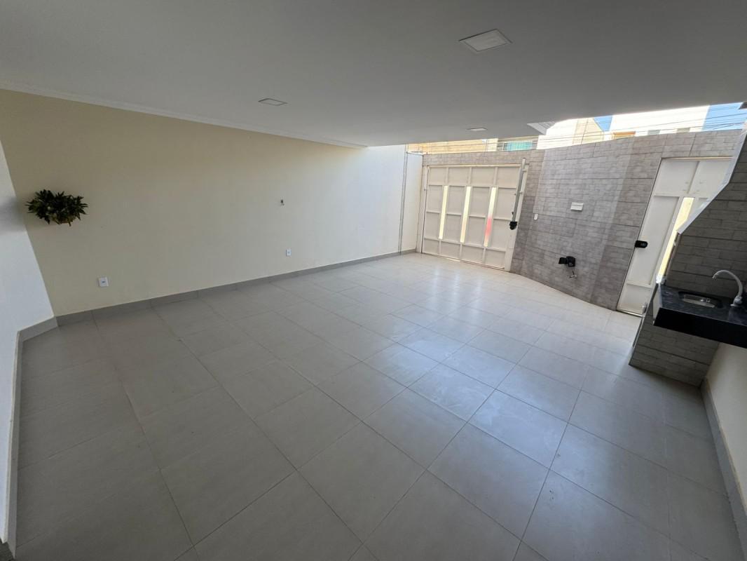 Casa, Cidade Nova, 3 Quartos, 3 Vagas, 1 Suíte