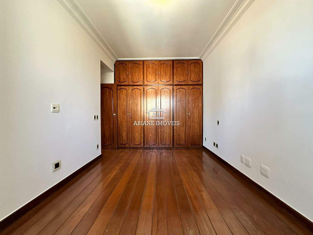 Apartamento, Serra, 4 Quartos, 5 Vagas, 2 Suítes