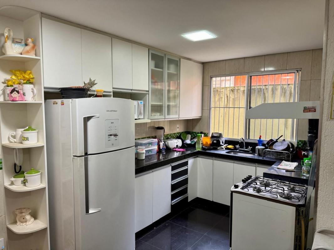 Casa, Ana Lúcia, 3 Quartos, 2 Vagas, 1 Suíte