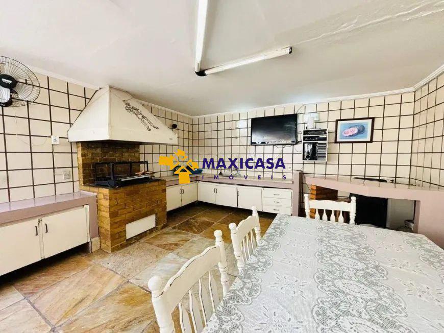 Casa, São José, 3 Quartos, 5 Vagas, 1 Suíte