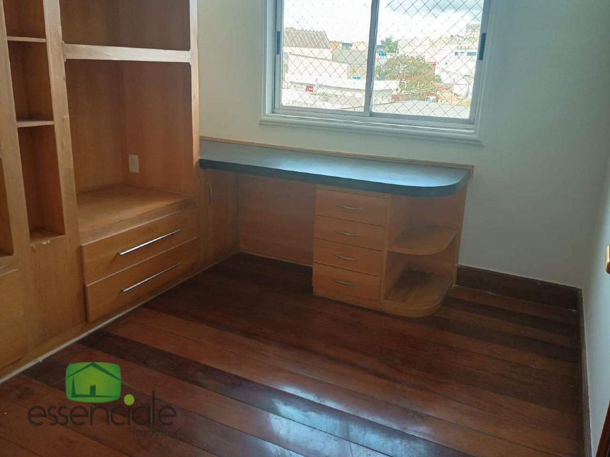 Cobertura, Santa Cruz Industrial, 4 Quartos, 2 Vagas, 1 Suíte