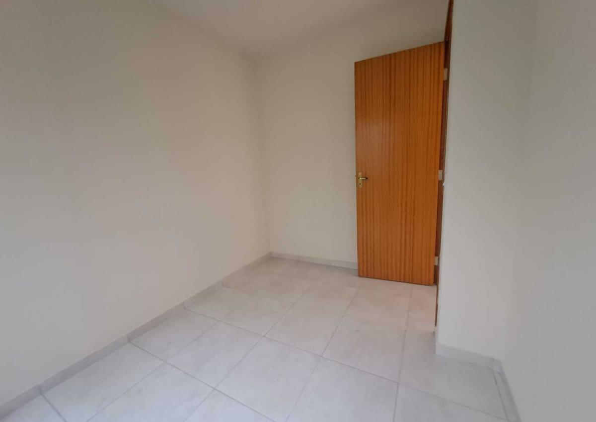 Casa, Cabral, 2 Quartos, 1 Vaga