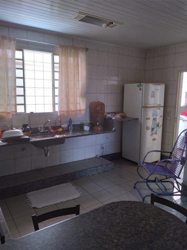 Casa, Tropical, 4 Quartos, 4 Vagas, 1 Suíte