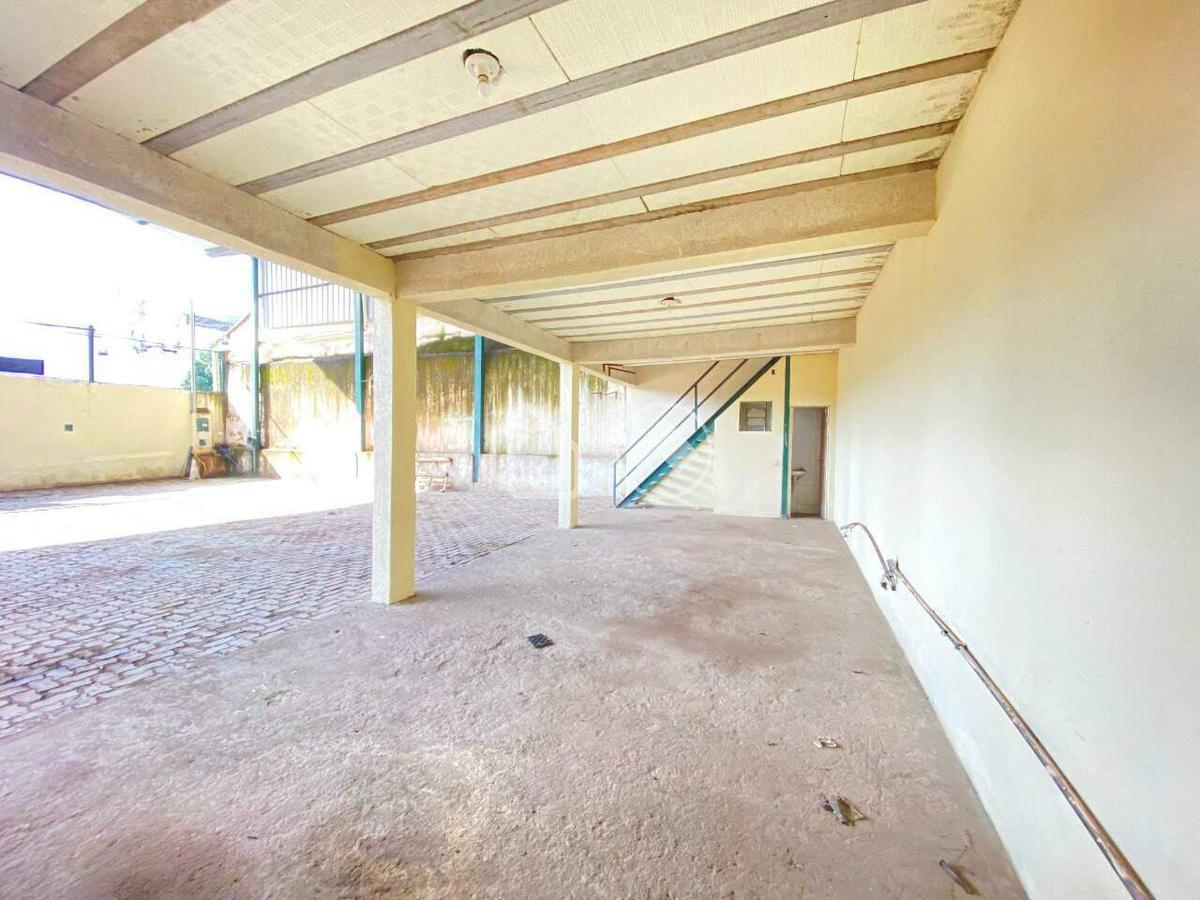 Galpão, Padre Eustáquio