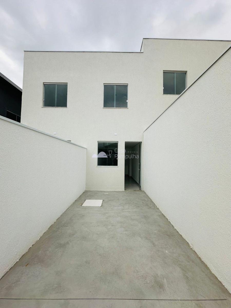 Casa, Jardim Leblon, 2 Quartos, 2 Vagas