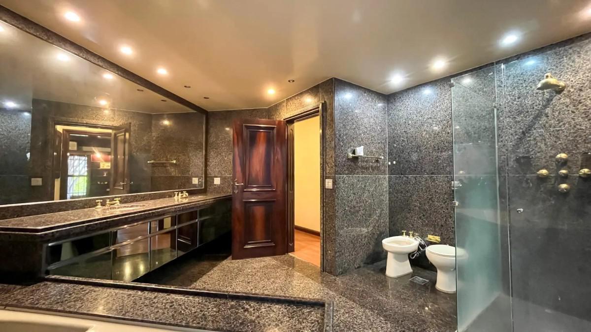 Casa, São Luiz (pampulha), 4 Quartos, 6 Vagas, 4 Suítes