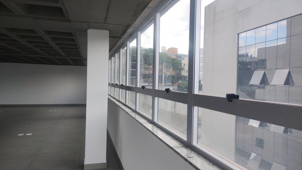 Sala, Estoril, 0 Quarto, 0 Vaga