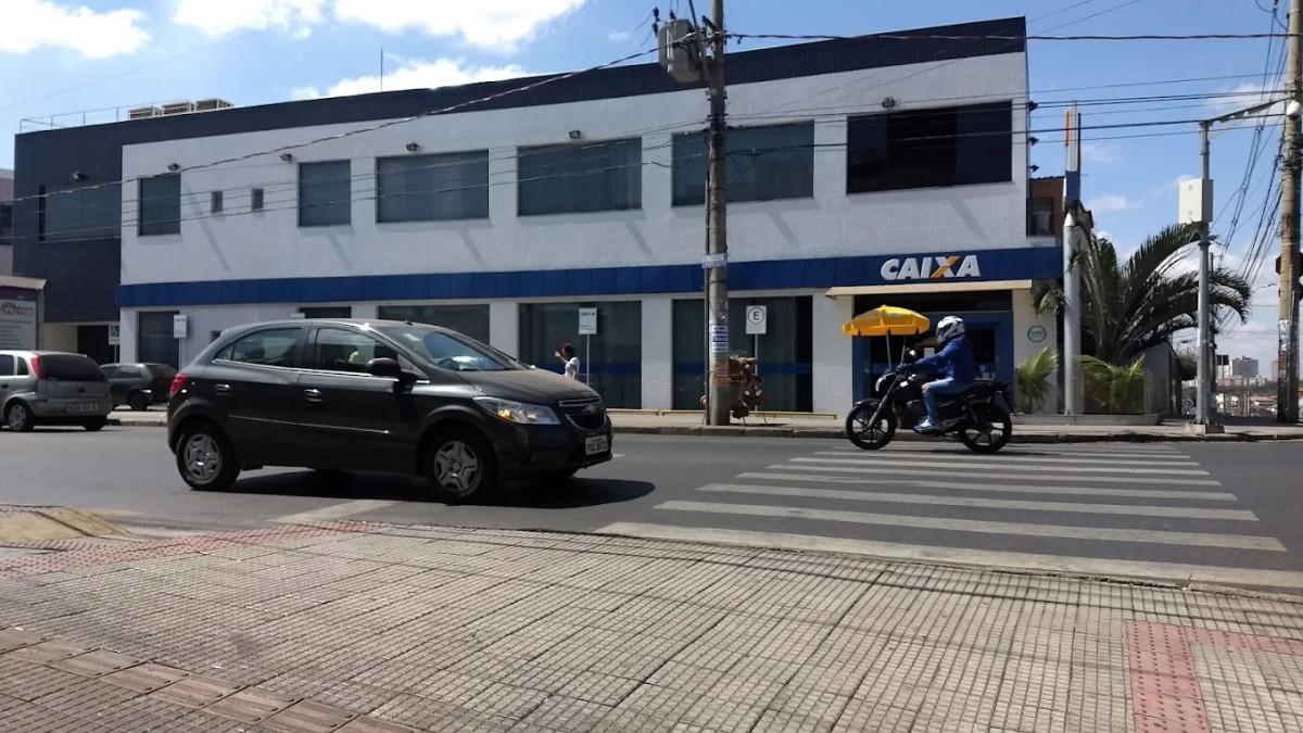 Prédio, Ana Lúcia, 0 Quarto, 0 Vaga