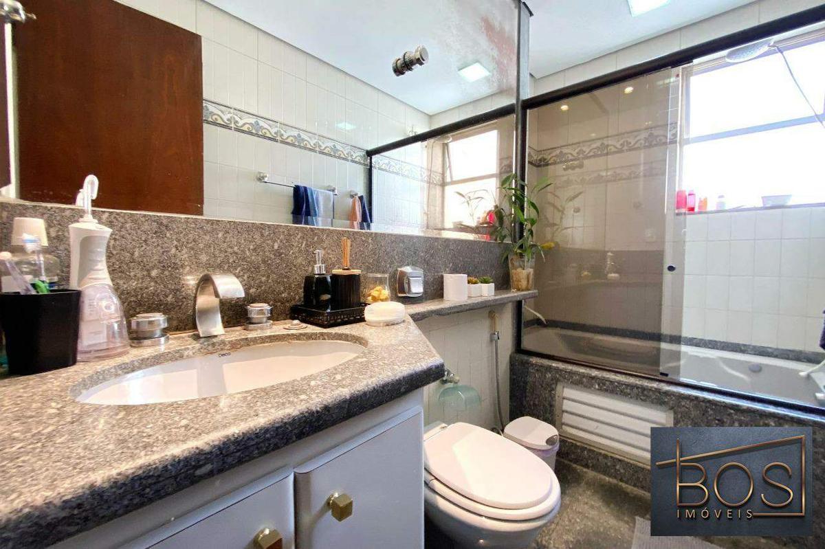 Apartamento, Coração de Jesus, 4 Quartos, 2 Vagas, 1 Suíte
