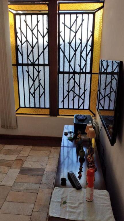 Casa, Centro, 4 Quartos, 3 Vagas, 1 Suíte