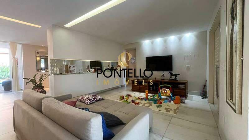 Casa, Vila Paris, 6 Quartos, 7 Vagas, 2 Suítes