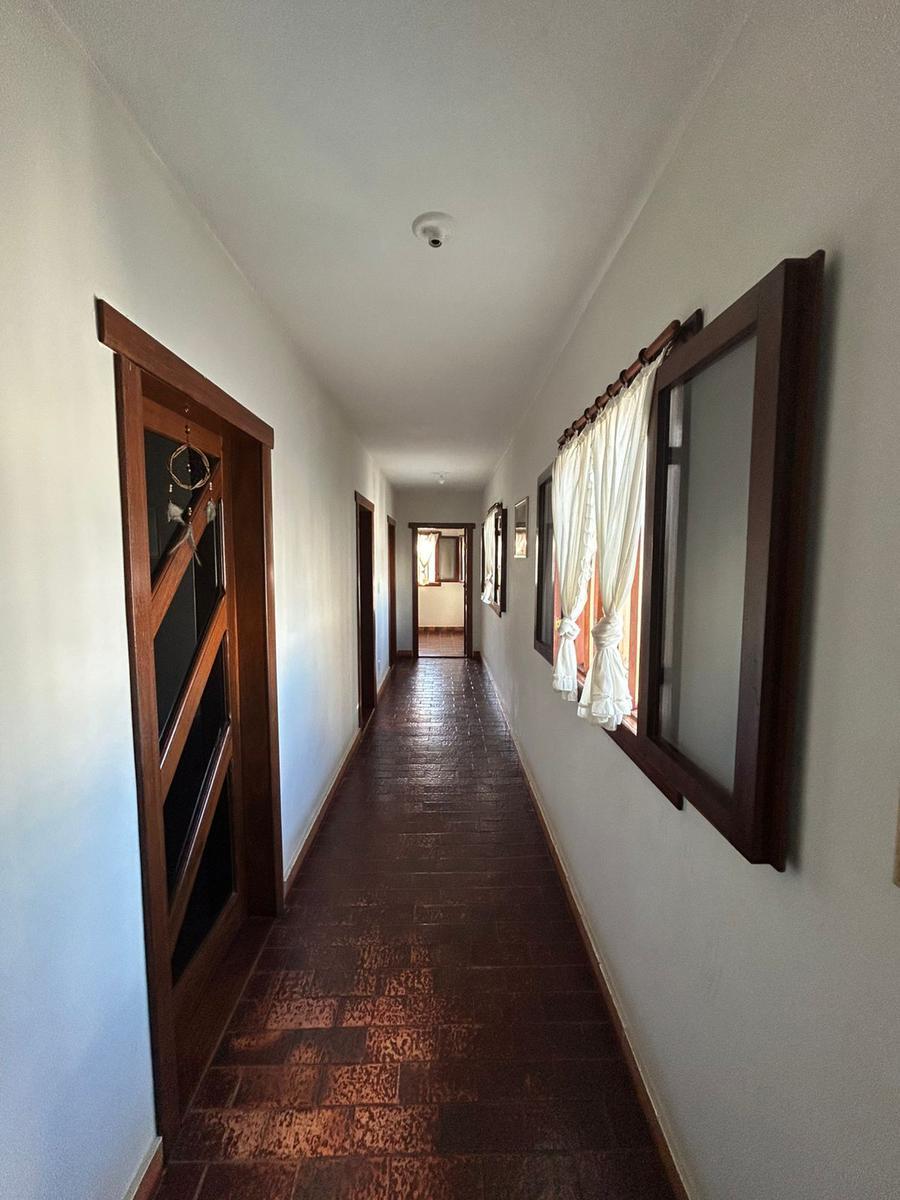 Casa Comercial, Castelo, 5 Quartos, 2 Vagas, 1 Suíte