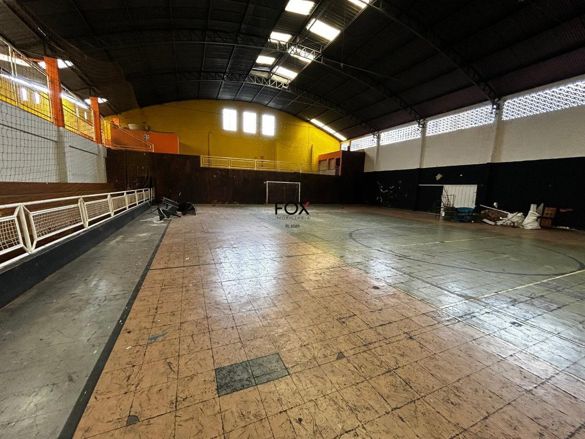 Prédio, Sagrada Família, 0 Quarto, 0 Vaga