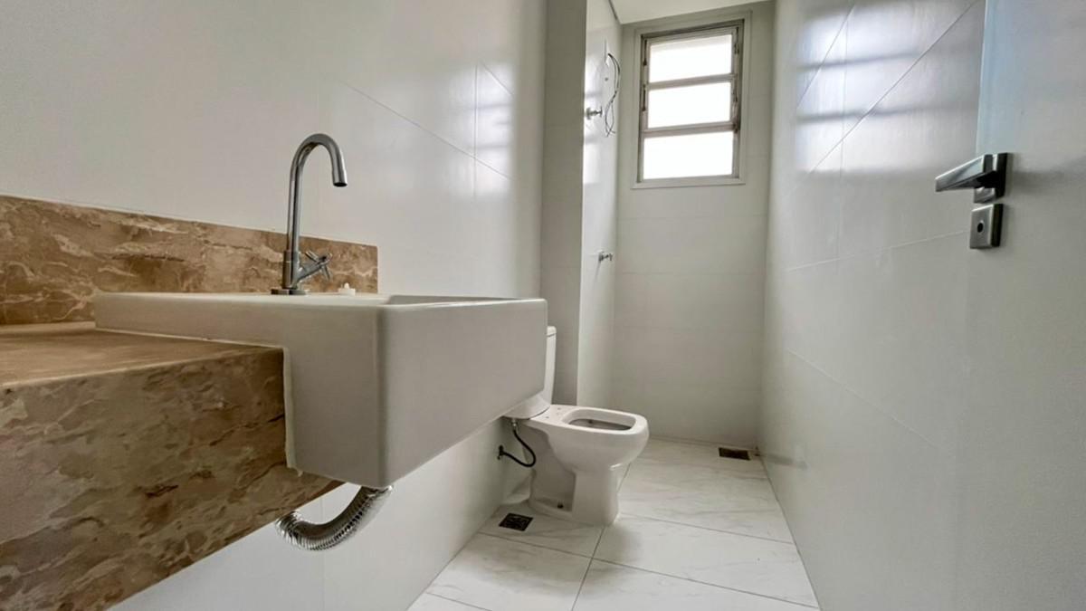 Apartamento, Centro, 2 Quartos, 0 Vaga, 1 Suíte