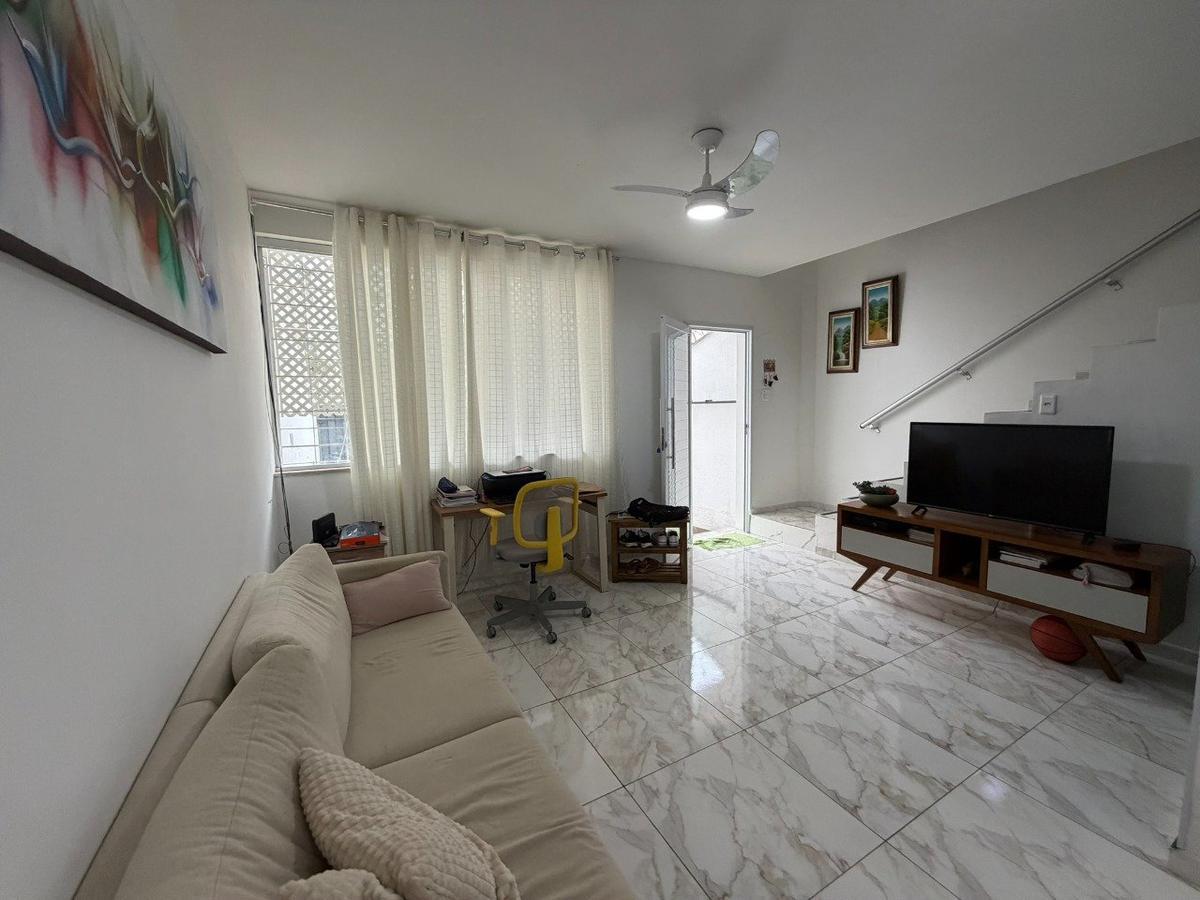 Casa, Horto, 4 Quartos, 2 Vagas, 1 Suíte