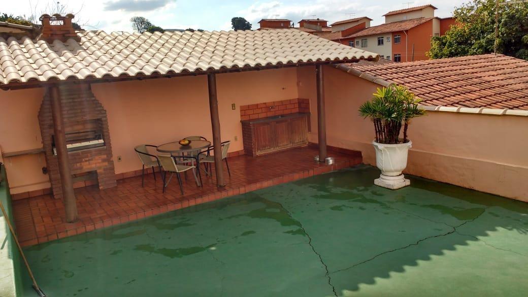 Casa, Madre Gertrudes, 4 Quartos, 4 Vagas, 1 Suíte