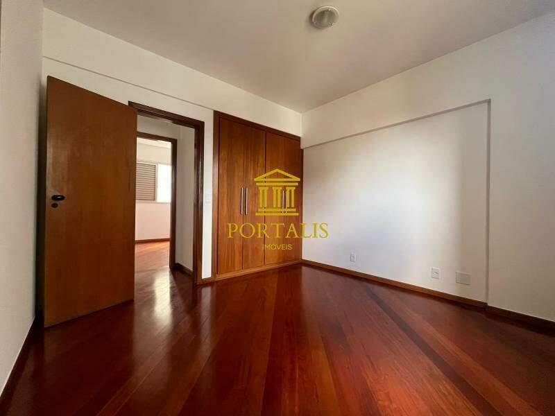 Apartamento, Funcionários, 3 Quartos, 2 Vagas, 1 Suíte