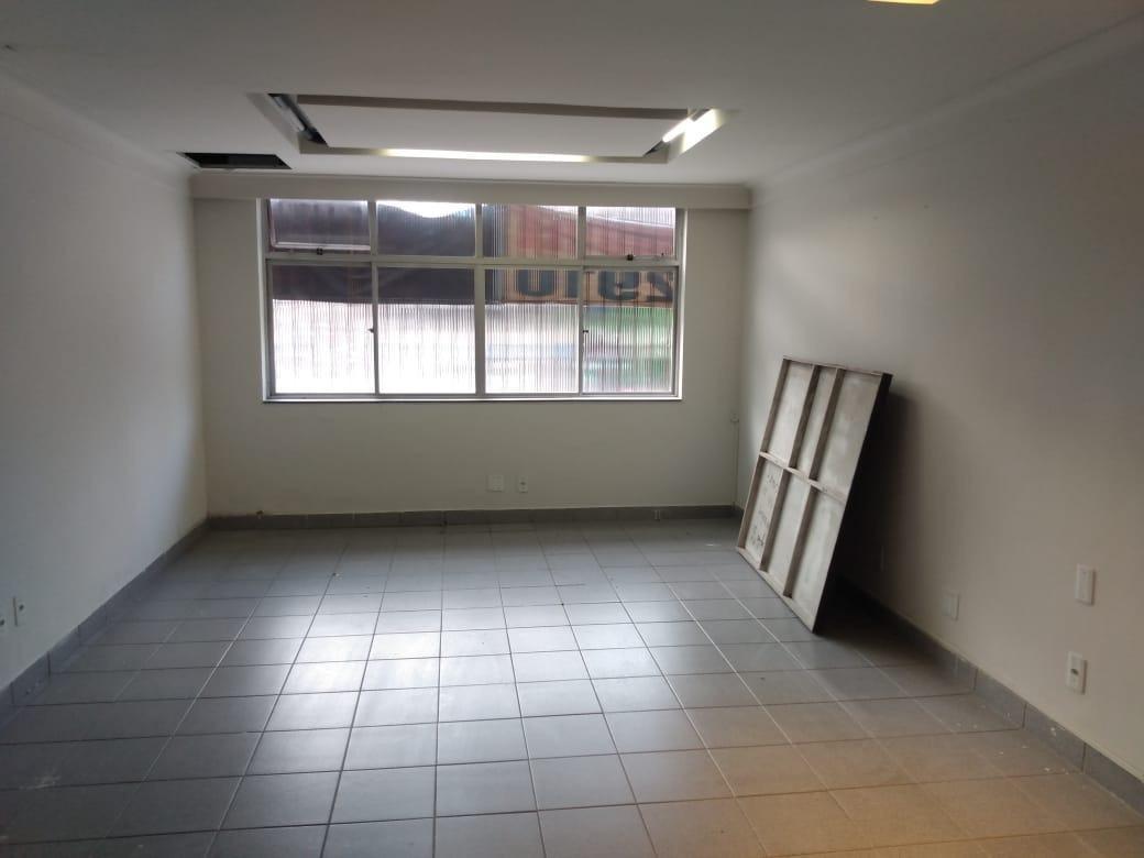Prédio, Floresta, 0 Quarto, 0 Vaga