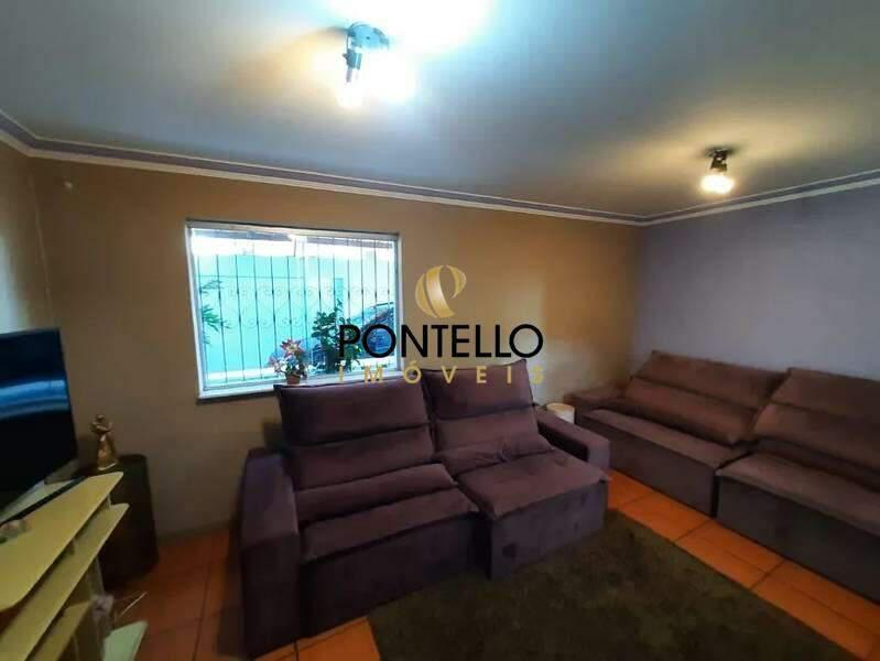 Casa, Planalto, 6 Quartos, 2 Vagas, 1 Suíte