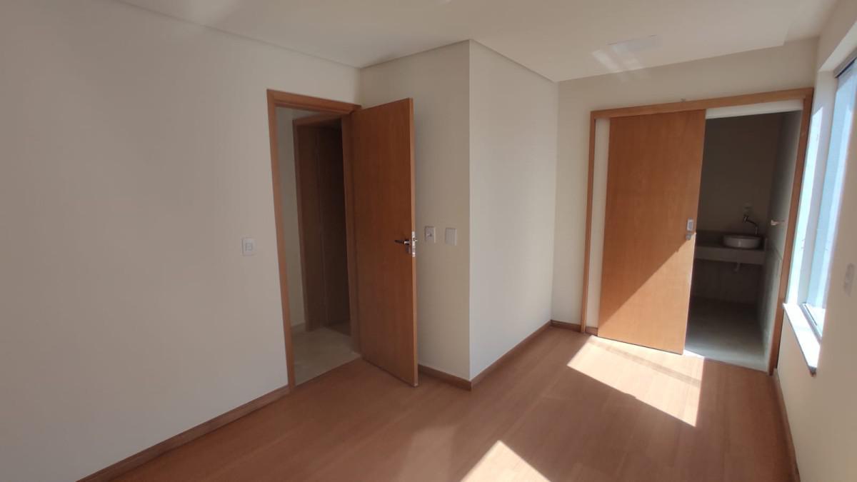 Casa, Santa Rosa, 3 Quartos, 4 Vagas, 1 Suíte