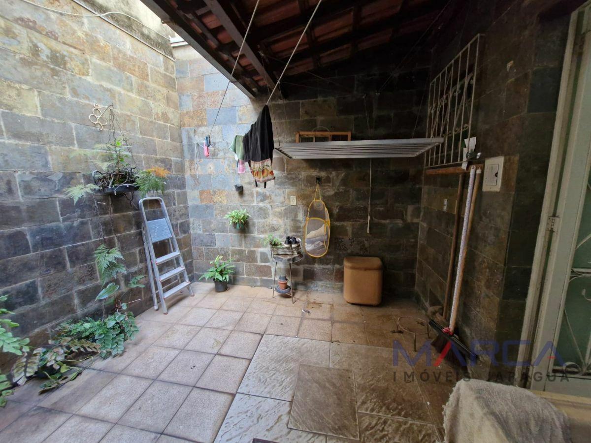 Casa, Dona Clara, 3 Quartos, 0 Vaga