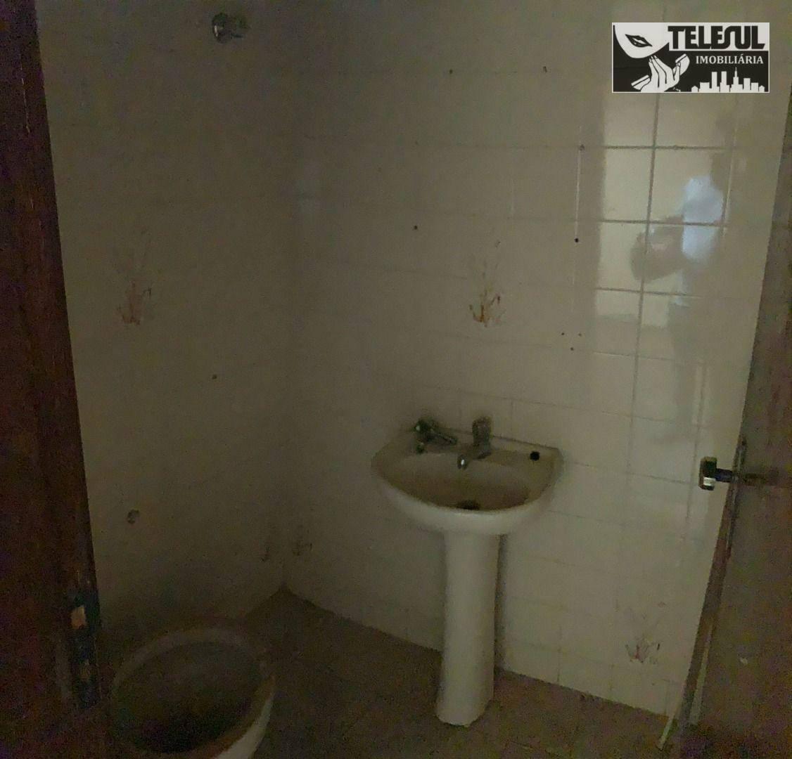 Sala, Centro, 0 Quarto, 0 Vaga