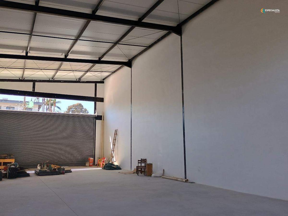 Galpão, Itapoã, 0 Quarto, 0 Vaga